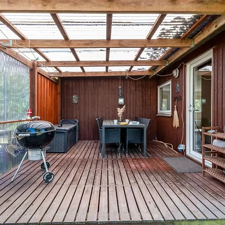 Arendine - 700m From The Sea By Interhome